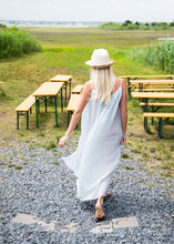 Load image into Gallery viewer, Breezy Beach in Blue
