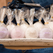 Load image into Gallery viewer, CBD Bath Bombs
